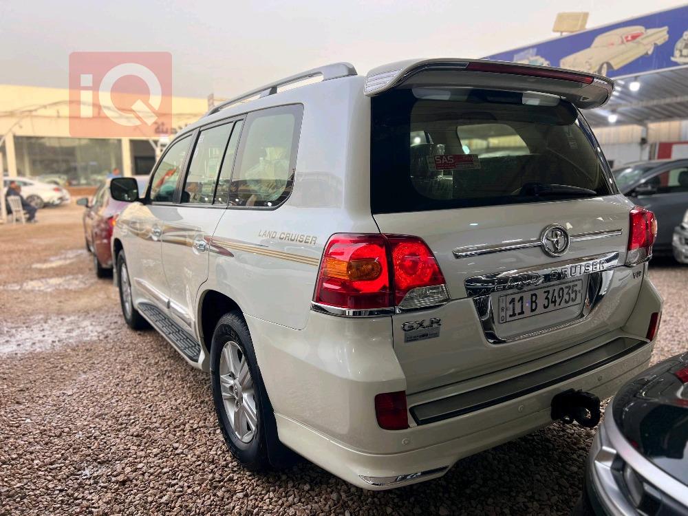 تويوتا لاندكروزر